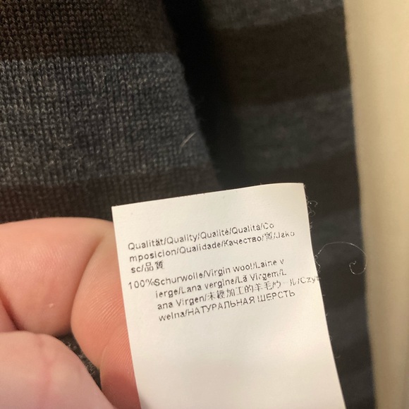 Hugo boss striped slim fit sweater XL virgin wool - Picture 5 of 5